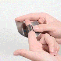 Finger protector – Štitnik za prste od nehrđajućeg čelika (2 kom) slider